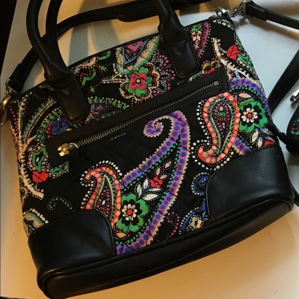 Vera Bradley Kiev Paisley Day Off Crossbody